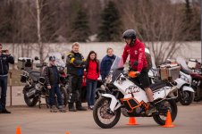 Moto-1048.jpg