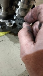 Опилки на магните в коробке.jpg