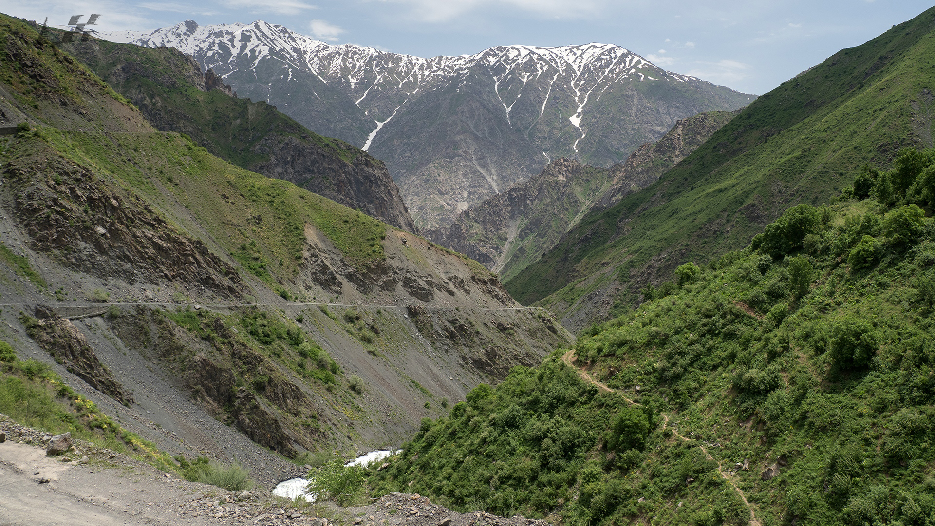0_1805ab_47f31ec7_orig.jpg