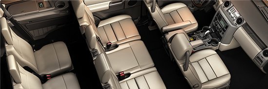 land-rover-3-salon.jpg