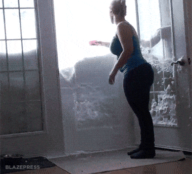 tumblr_njzjxyiJN51tq9q5vo1_400.gif