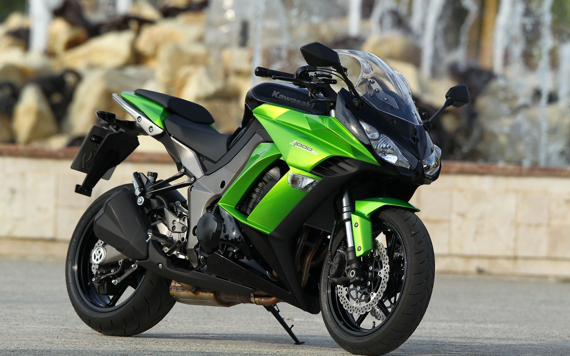 kawasaki_z1000sx-wide.jpg