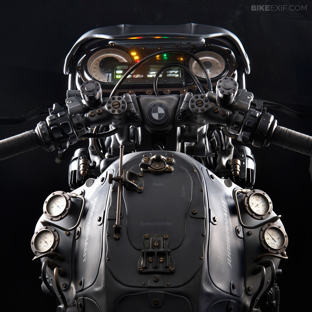 k1600-gtl-4.jpg