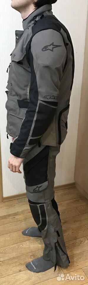 3290974258.jpg