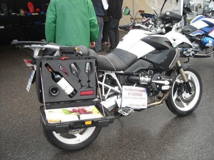 french-style-and-german-technology-for-bmw-r1200gs-52001_1.jpg