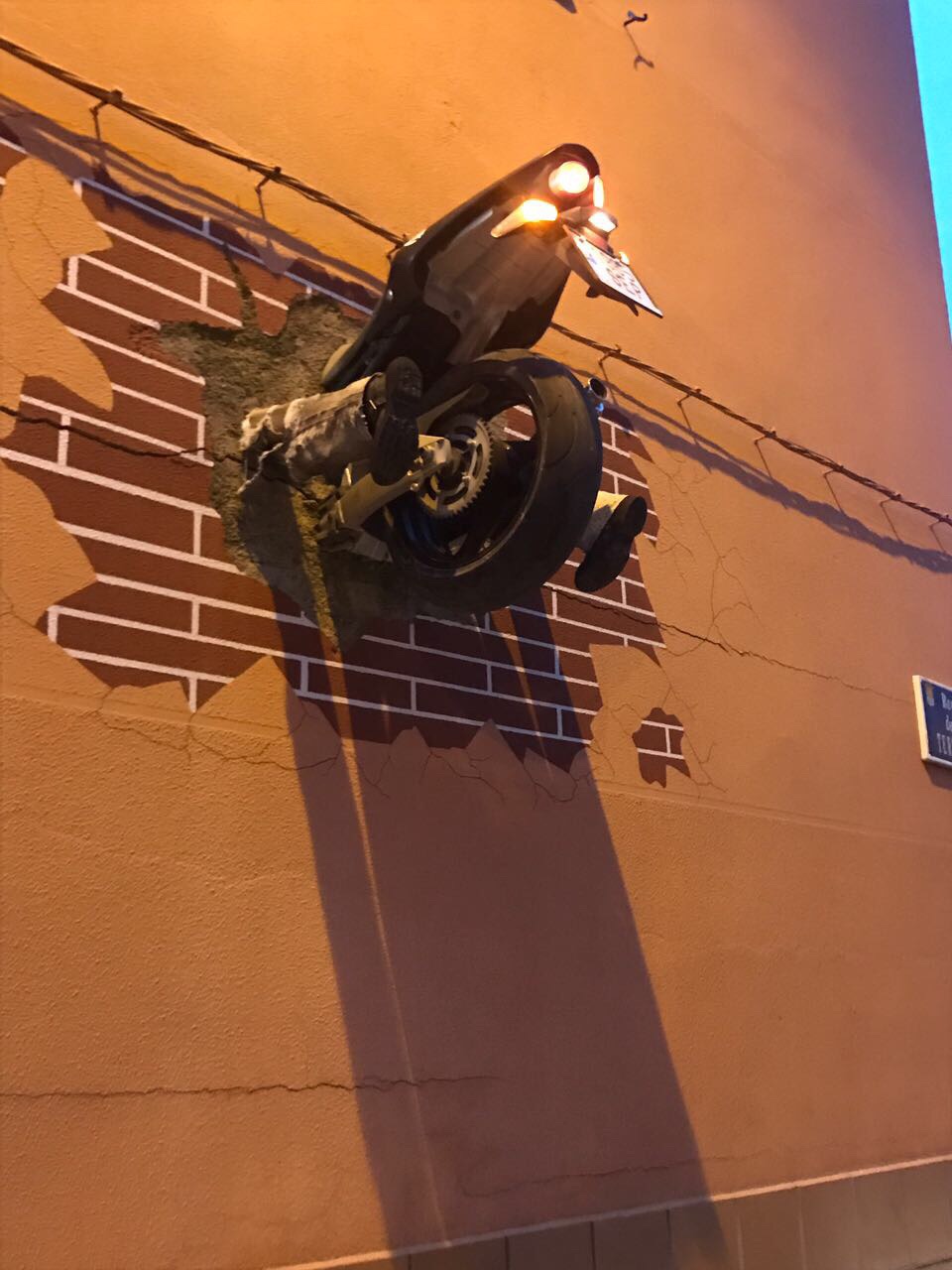 8e7ea4c1ae3d6401b90352df2a61d9a8.jpg