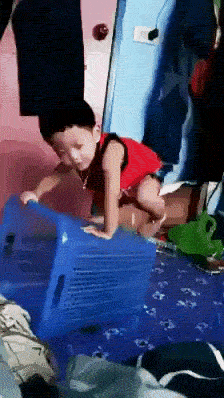 AXyOfFE.gif