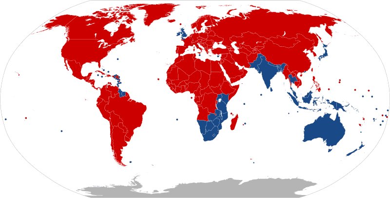 800px-Countries_driving_on_the_left_or_right.svg.png
