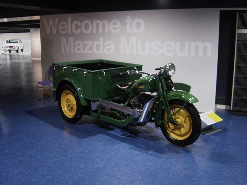 800px-Mazda_auto_tricycle.jpg