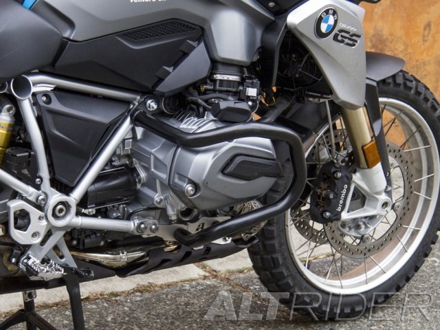 installed-altrider-crash-bars-for-the-bmw-r-1200-gs-water-cooled-35.jpg