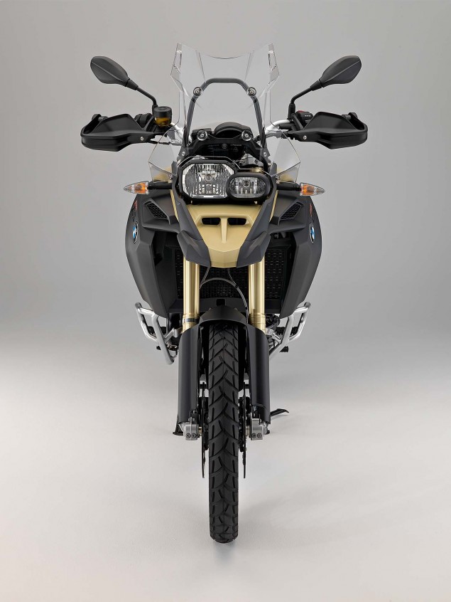 2013-BMW-F800GS-Adventure-studio-still-27-635x846.jpg