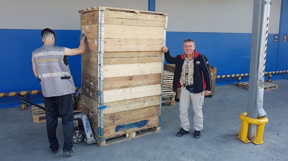 X8VzajFHM86Wj9Sm3lUPfD4C3uUSmjE2ViENP0Qe2m44DrNCbJJrV_r2g-QFHj8kTM8N3elEQwYyVKqmbOo=s1000